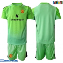 Camisa de Futebol Manchester United Goleiro Equipamento Alternativo Infantil 2025-26 Manga Curta (+ Calças curtas)